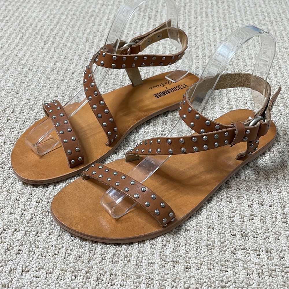 AMUSE SOCIETY X MATISSE ROCK MUSE TAN LEATHER STUDDED FLAT SANDALS **NWOT** - Picture 5 of 14